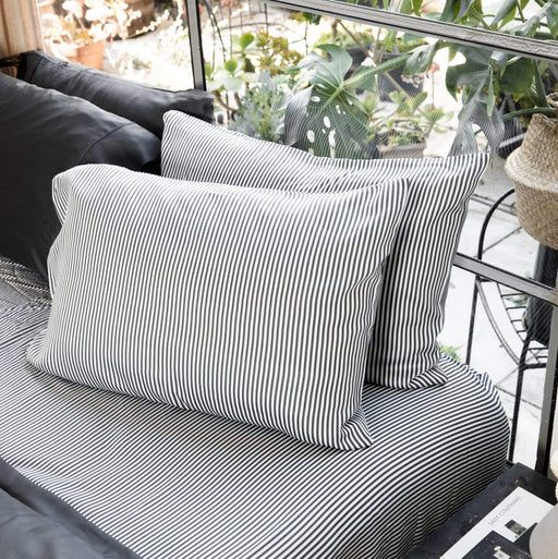 Ettitude Bedding Bamboo Lyocell Pillowcase Set (Grey stripes)