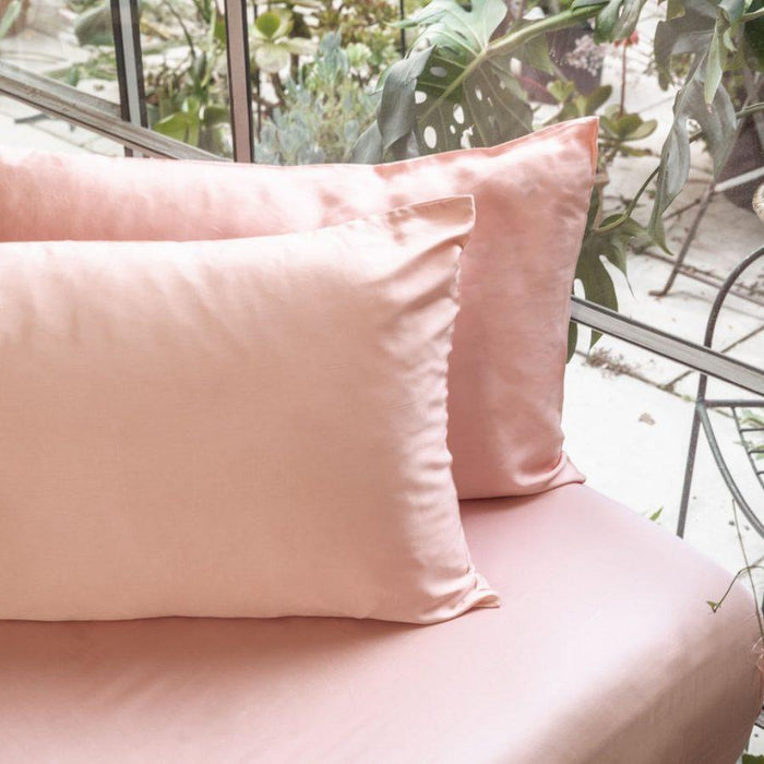 Naked Lab Bedding Bamboo Pillowslip (Pia's pink)